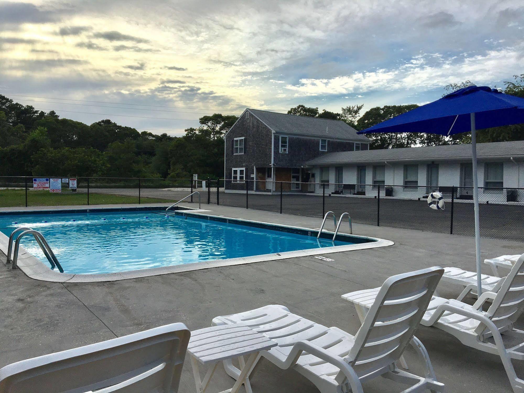 Kingfisher Lodging Dennis Esterno foto